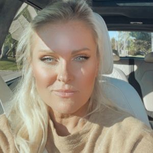 Meet your Posher, Dagmar